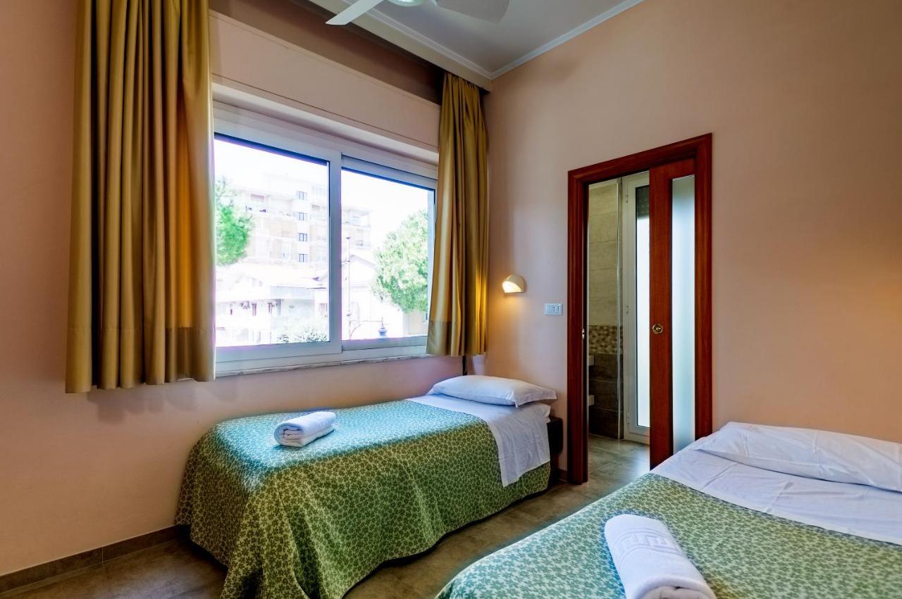 Hotel Miramare - Silvi Marina Exterior photo